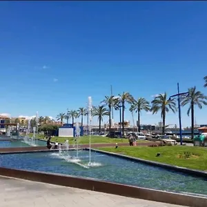 https://fantstico-apartamento-al-lado-del-serrallo.catalonia-hotels.com