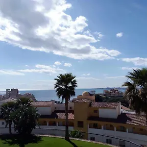 https://estudio-en-nueva-torrequebrada.1costadelsol.com